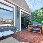 A Flat In The Center With Terrace