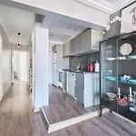 公寓 A Flat In The Center With Terrace
