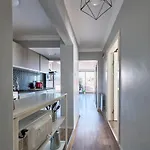A Flat In The Center With Terrace *