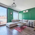 公寓 A Flat In The Center With Terrace 伊斯坦布尔