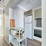 A Flat In The Center With Terrace