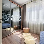 A Flat In The Center With Terrace 公寓 *