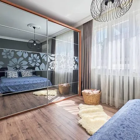 شقة A Flat In The Center With Terrace *
