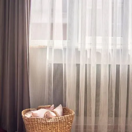 A Flat In The Center With Terrace Apartament *