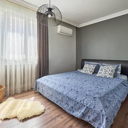 A Flat In The Center With Terrace * اسطنبول