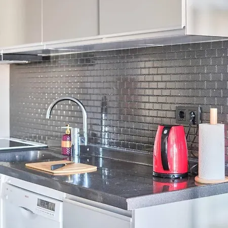 شقة A Flat In The Center With Terrace *