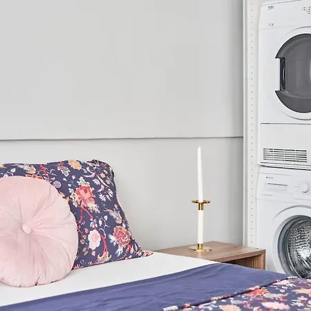 A Flat In The Center With Terrace